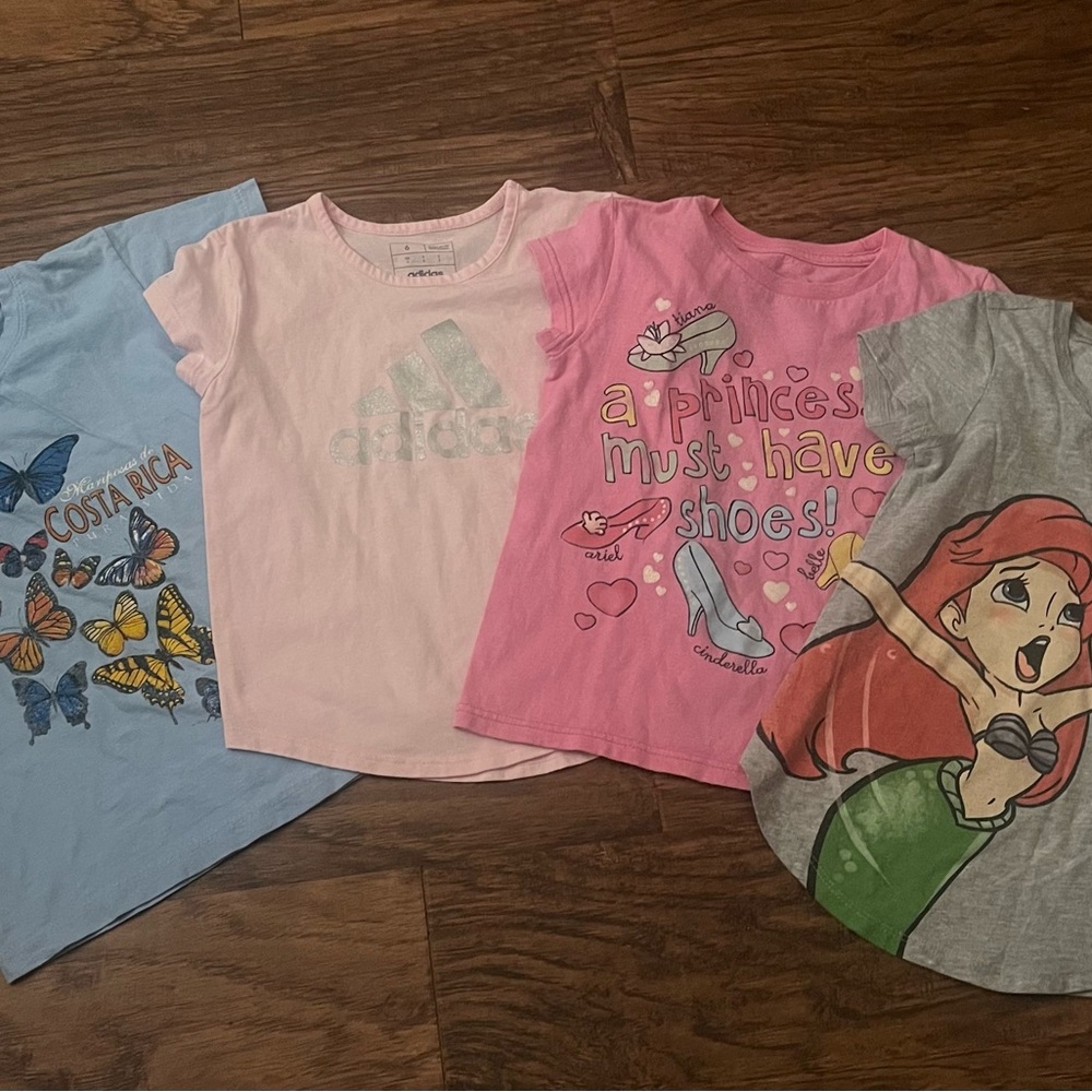 Bundle of 4 short sleeve girl size 5/6 Adidas, Disney princess and 1 unbranded s